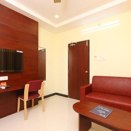 Oyo 15115 Hotel Ramcharan Residency Тирупати Экстерьер фото