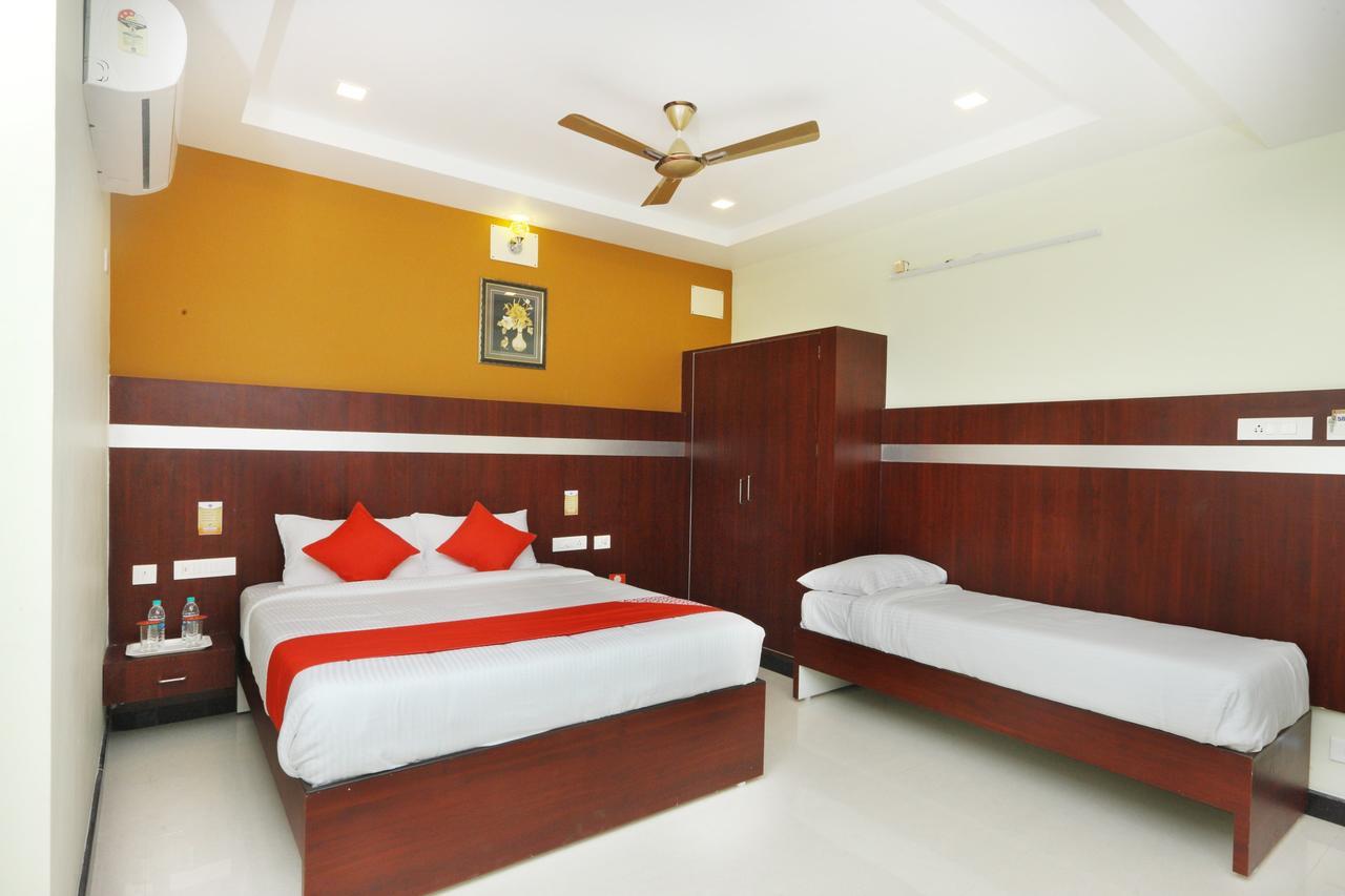 Oyo 15115 Hotel Ramcharan Residency Тирупати Экстерьер фото